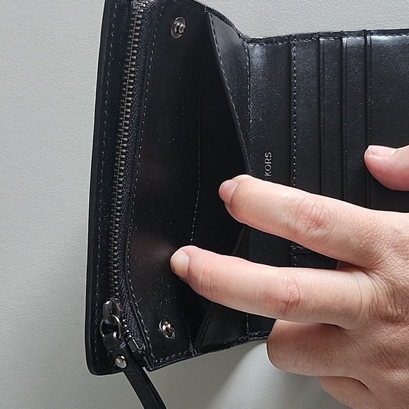 Michael Kors Neon Yellow Wallet - Picture 7 of 8